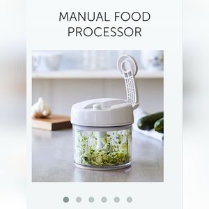 New Pampered Chef Manual Food Processor